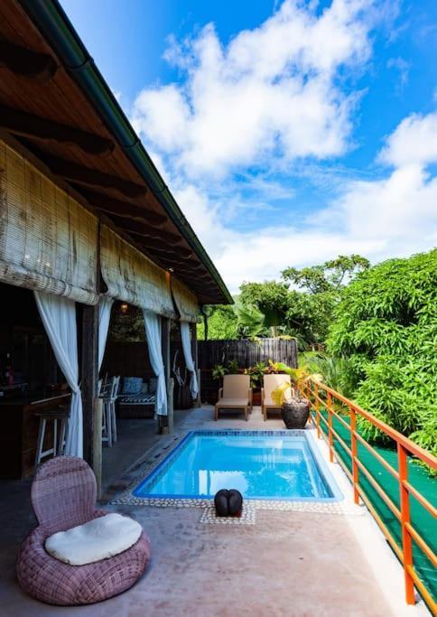La Pointe Beach Huts เบเซนต์แอนน์ ภายนอก รูปภาพ
