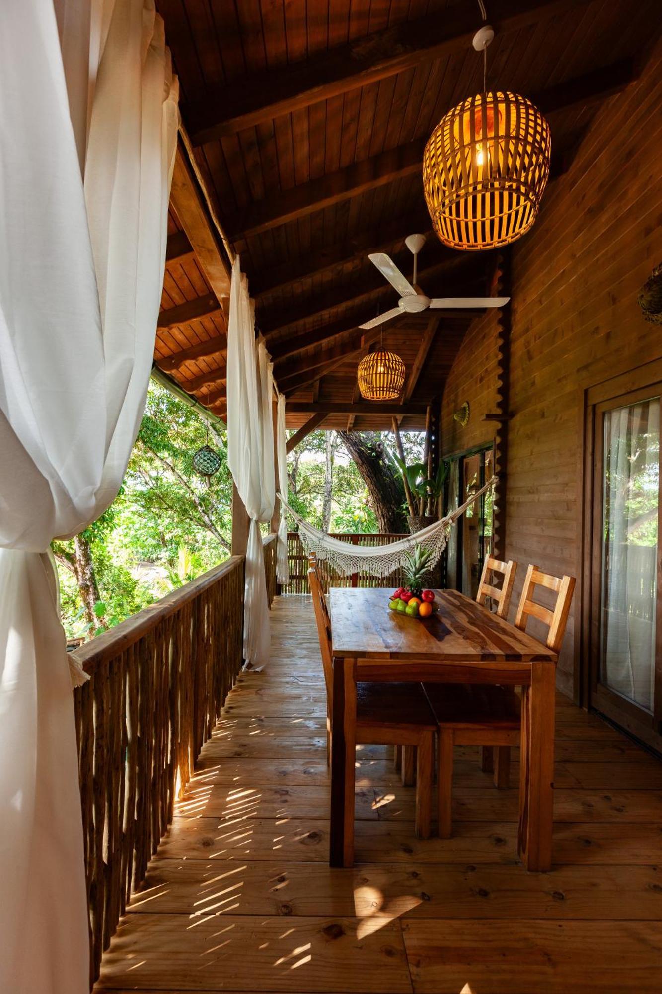 La Pointe Beach Huts เบเซนต์แอนน์ ภายนอก รูปภาพ
