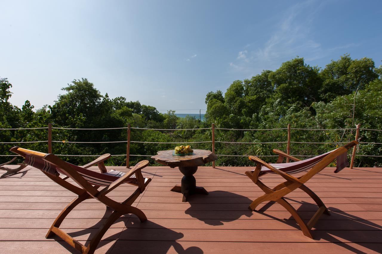 La Pointe Beach Huts เบเซนต์แอนน์ ภายนอก รูปภาพ